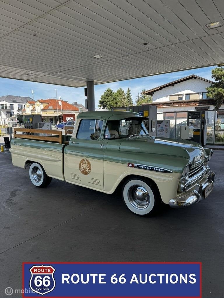 Chevrolet Apache Fleetside | 1959 | Route 66 Auctions, Auto's, Chevrolet, Zwart, Bedrijf, Handgeschakeld
