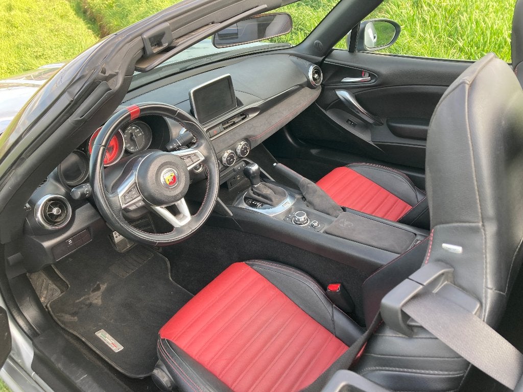 124 ABARTH ST, Autos, Cuir, Achat, Noir, 2 portes
