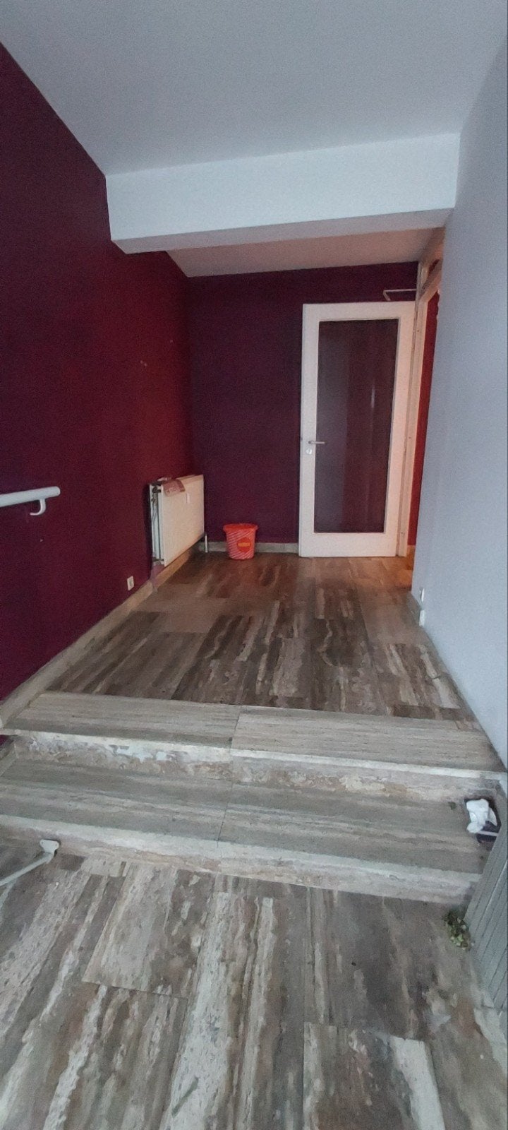 Evere : Surface commerciale / appartement 200m², 50 m² ou plus, Bruxelles