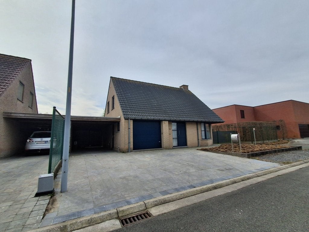 Woning te huur centrum Diksmuide, Immo, Direct bij eigenaar, Vrijstaande woning, 3 kamers, Provincie West-Vlaanderen