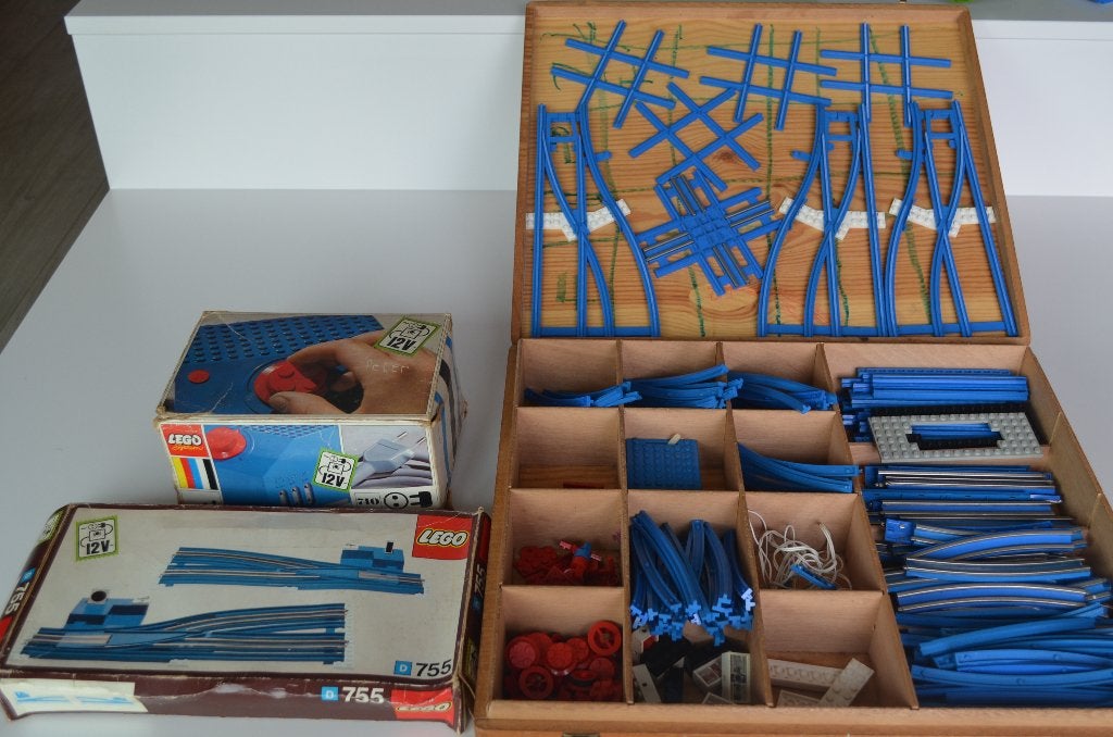 Lego: trein onderdelen 4,5 - 12 volt., Gebruikt, Lego, Ophalen of Verzenden, LEGOLAND
