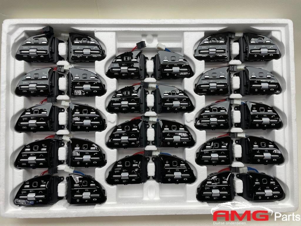 Mercedes Benz AMG Stuur Knopjes W176 W177 W205 W213 W222 GLS, Mercedes-Benz AG, Mercedes-Benz, Nieuw, Mercedesstrasse 120
70372  Stuttgart, DE