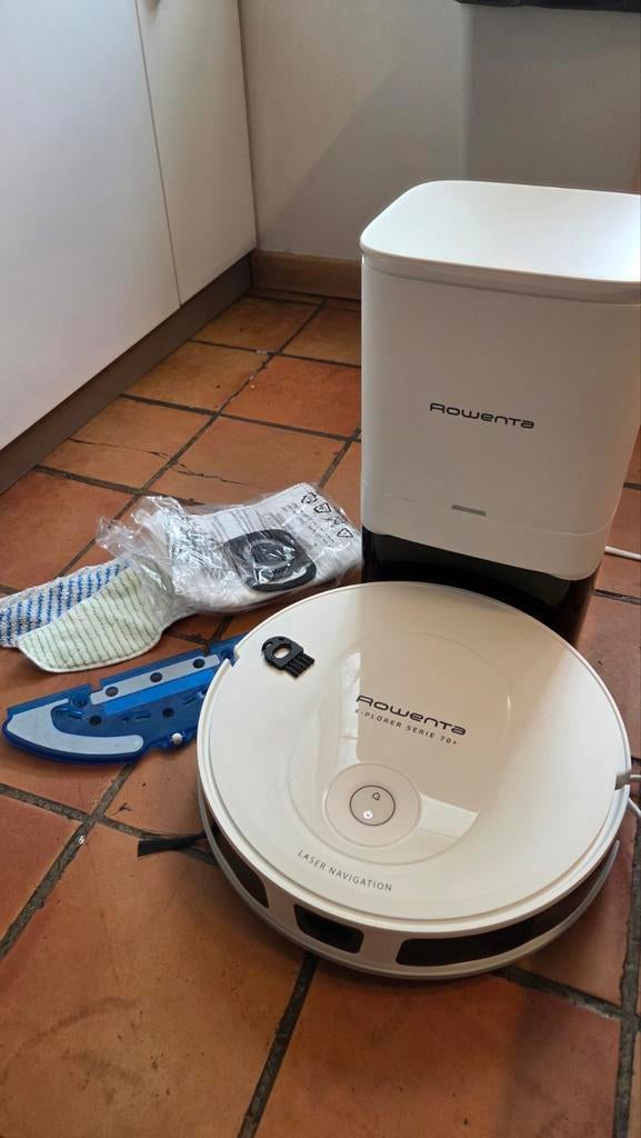 Aspirateur robot Rowenta série 70+, Electroménager, Aspirateur