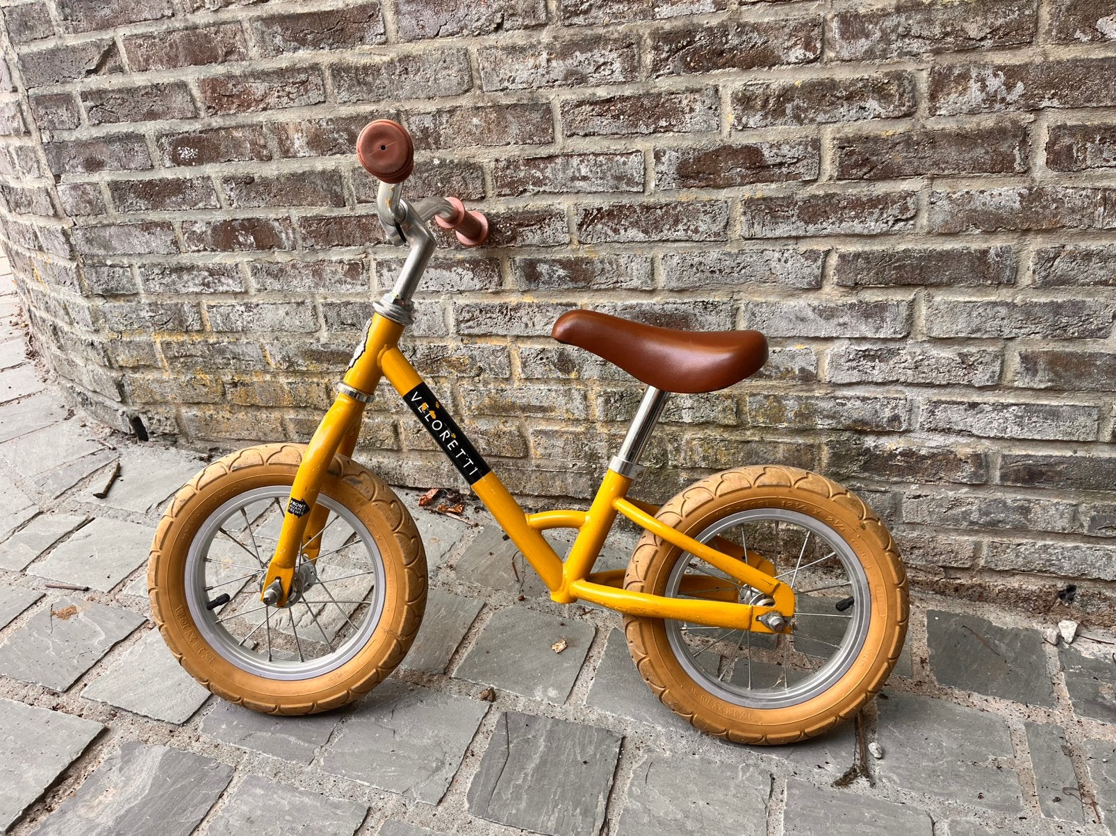 Veloretti loopfiets, Fietsen en Brommers, Fietsen | Kinderfietsjes, Ophalen, Gebruikt, Minder dan 16 inch