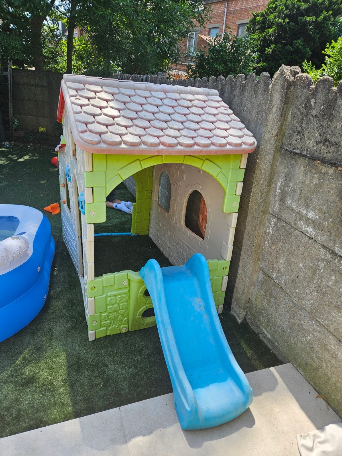 Speelhuisje, Ophalen
