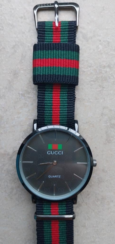 Gucci Montre neuve, Handtassen en Accessoires, Horloges | Heren, Ophalen, Staal, Polshorloge, Nieuw
