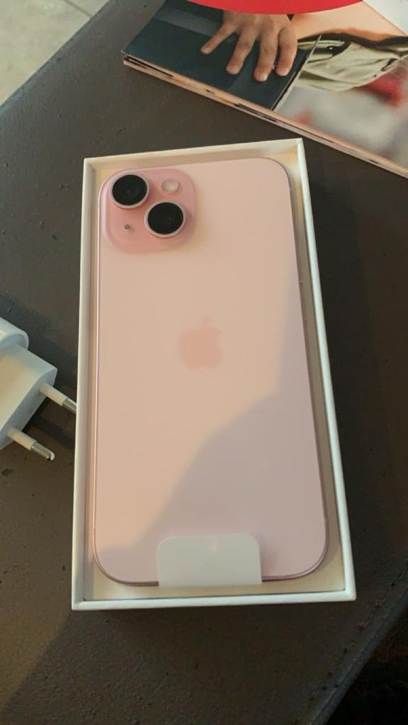 Iphone 15 rose, Télécoms, Téléphonie mobile | Apple iPhone, Avec simlock (verrouillage SIM), 128 GB, IPhone 15, Enlèvement ou Envoi