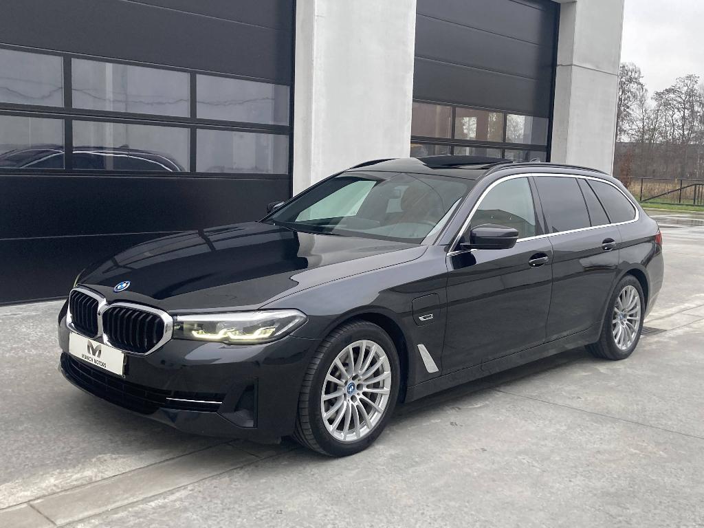 BMW 530e Touring/Pano Dak/.../Garantie, Auto's, Automaat, Achterwielaandrijving, Euro 6, 4 cilinders