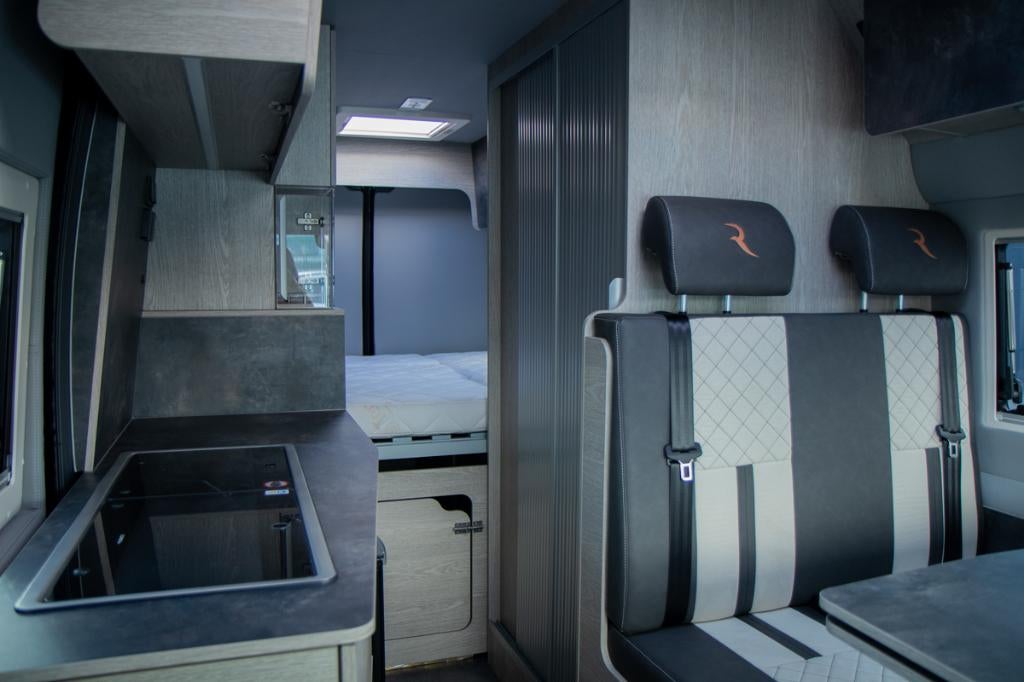 Camping-car Robeta Helios 165, 3 couches/Caméra/CarPlay, Caravanes & Camping, Camping-cars, Autres marques, Boîte manuelle, Diesel