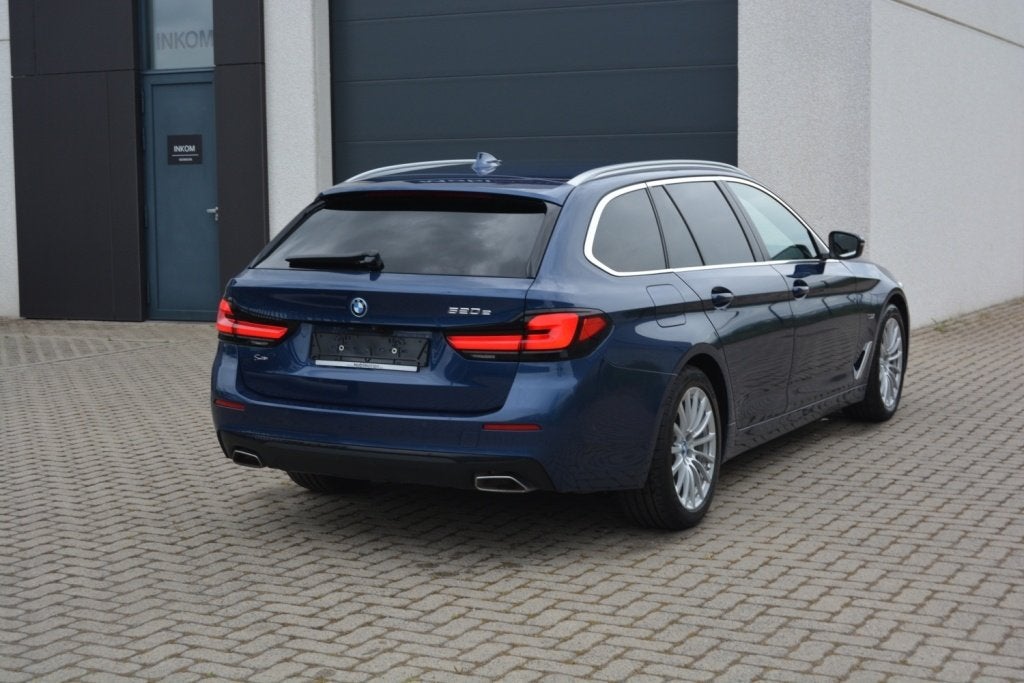 BMW 520e Touring PHEV 204ch Facelift/Sportline/2022, Cuir, Euro 6, Entreprise, 2000 kg