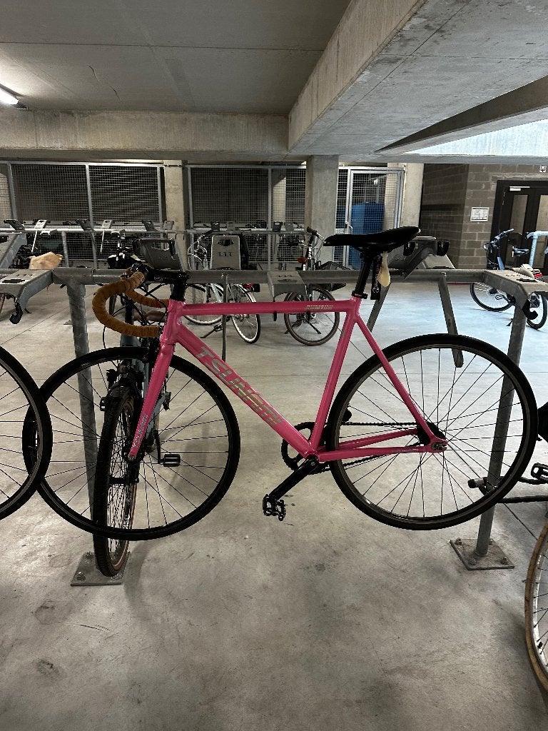 Piste fiets tsunami, Fietsen en Brommers, Minder dan 10 versnellingen, Velgrem, Zo goed als nieuw, Dames