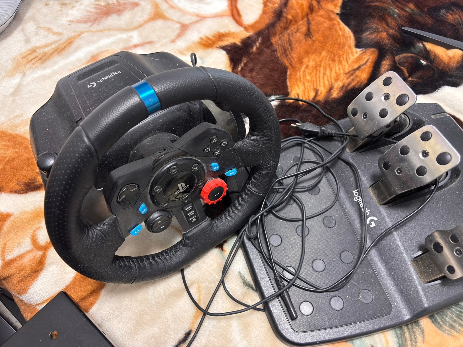 Logitech G29 Racestuur + Pedalen + Standaard, Computers en Software, Ophalen, Zo goed als nieuw