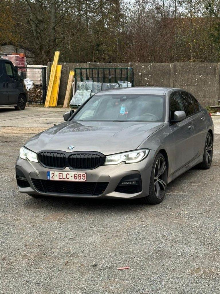 BMW 320 XDRIVE, Achat, Noir, Particulier, 1998 cm³