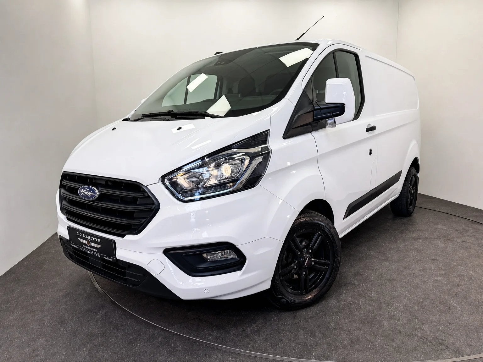 Ford Transit 2.0, Autos, https://public.car-pass.be/vhr/36490e32-47f1-478e-a8a5-24c1ed490705, Entreprise, Diesel, Automatique