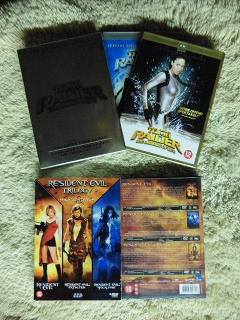 Resident Evil Trilogy (3dvd) + Tomb Raider 1+2 (2dvd), Cd's en Dvd's, Dvd's | Klassiekers, Engels, Nederlands, Ophalen of Verzenden