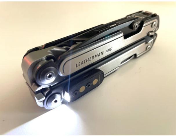 Lampe de poche pour le sac  ARC Flashlight 3.0 Leatherman, Caravanes & Camping, Outils de camping, Neuf, Enlèvement ou Envoi