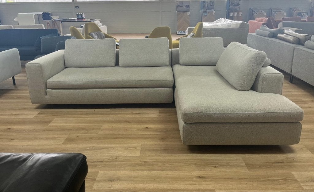 ÉTAT NEUF Design on Stock Vilaz canapé d’angle – PN: 9.500€, Quatre personnes ou plus, Design Bank Bankstel Zetel Hoekbank Design on Stock