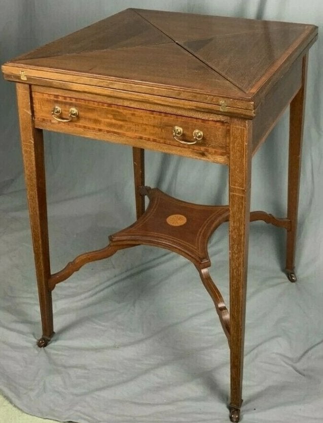 Edwardiaanse kaarttafel circa 1900. Occasionele Tafel, Enlèvement