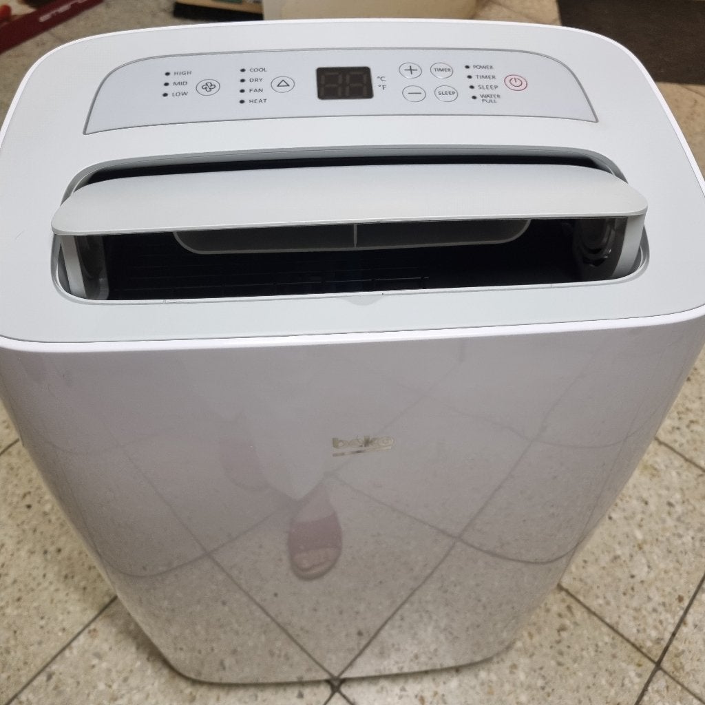 Climatiseur mobile Beko, Refroidissement et Déshumidification, Enlèvement, Utilisé, Télécommande