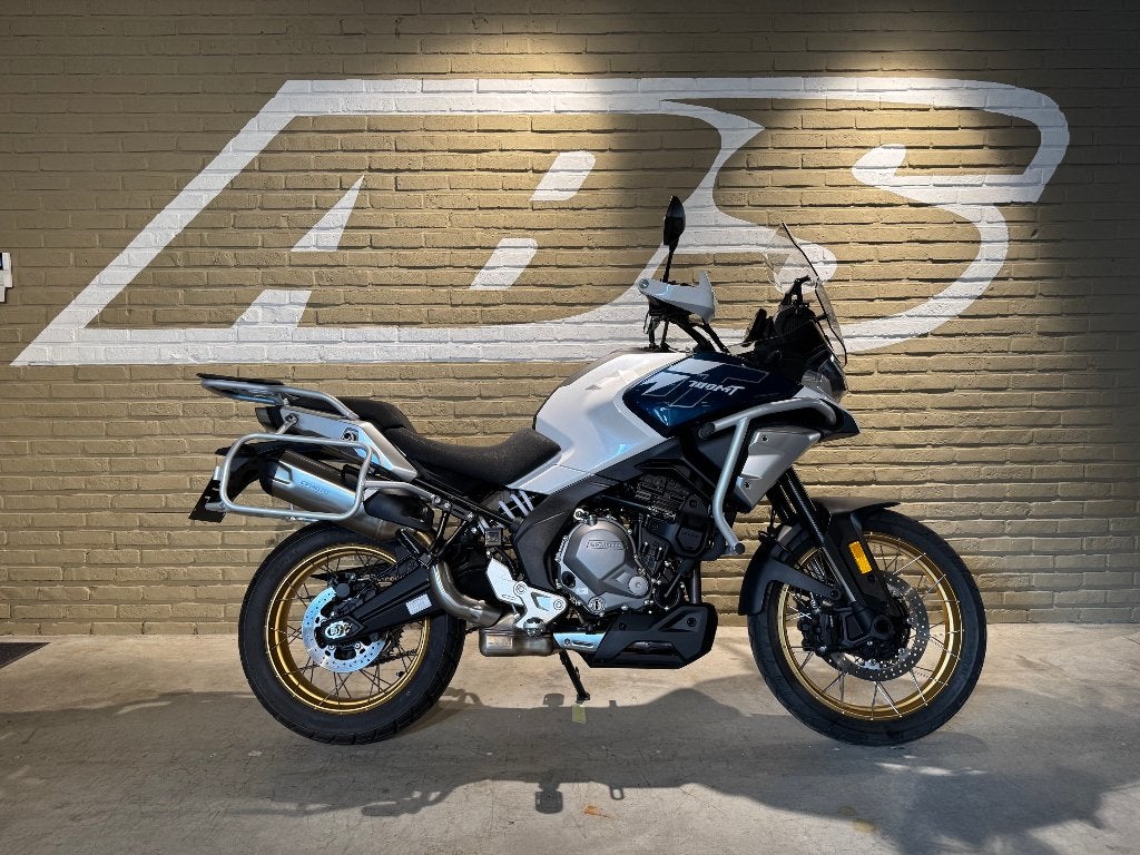 CFMoto 700 MT Adventure, Motos, Permis Moto A, Tourisme, Entreprise, Occasion