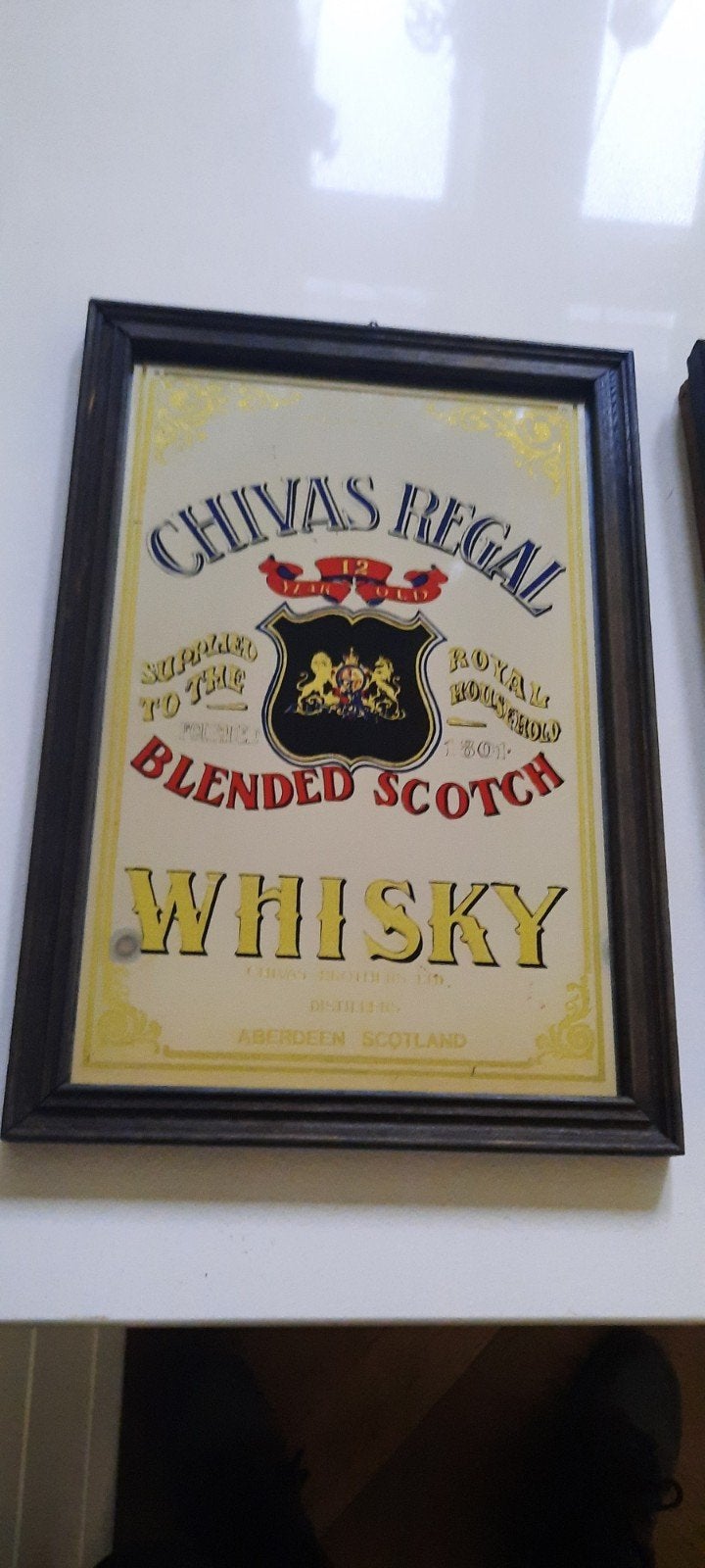 Chivas Regal whisky spiegel (2), Verzenden