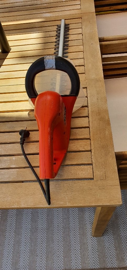 Taille-haie électrique, Enlèvement, Comme neuf, Électrique