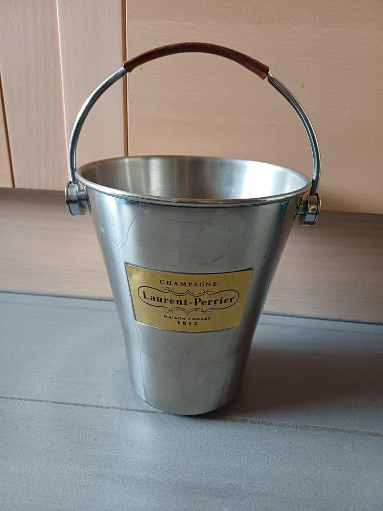 seau à champagne en métal Laurent Perrier, Collections, Vins, Enlèvement, Utilisé, Champagne