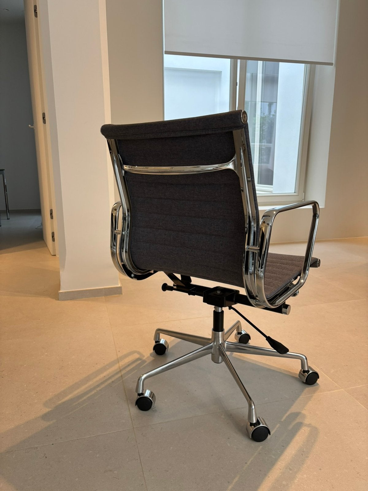 Design Bureaustoel Chrome Grijs, Maison & Meubles, Chaises de bureau, Comme neuf, Chaise de bureau, Gris, Ergonomique, Enlèvement ou Envoi