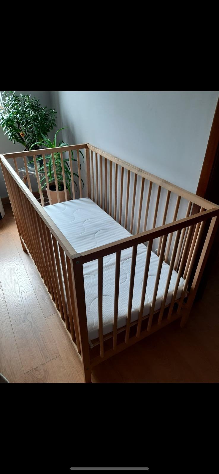 babybed + matras  50€, Kinderen en Baby's, Ophalen of Verzenden