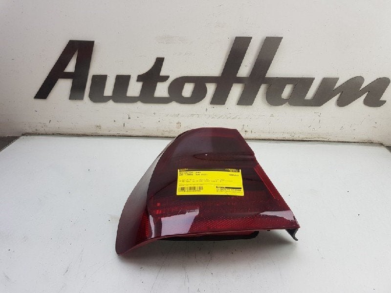 FEU ARRIÈRE GAUCHE BMW 3 serie (E90) (12-2004/12-2011), Utilisé, BMW, Petuelring 130
80809  München, DE, Bayerische Motoren Werke AG