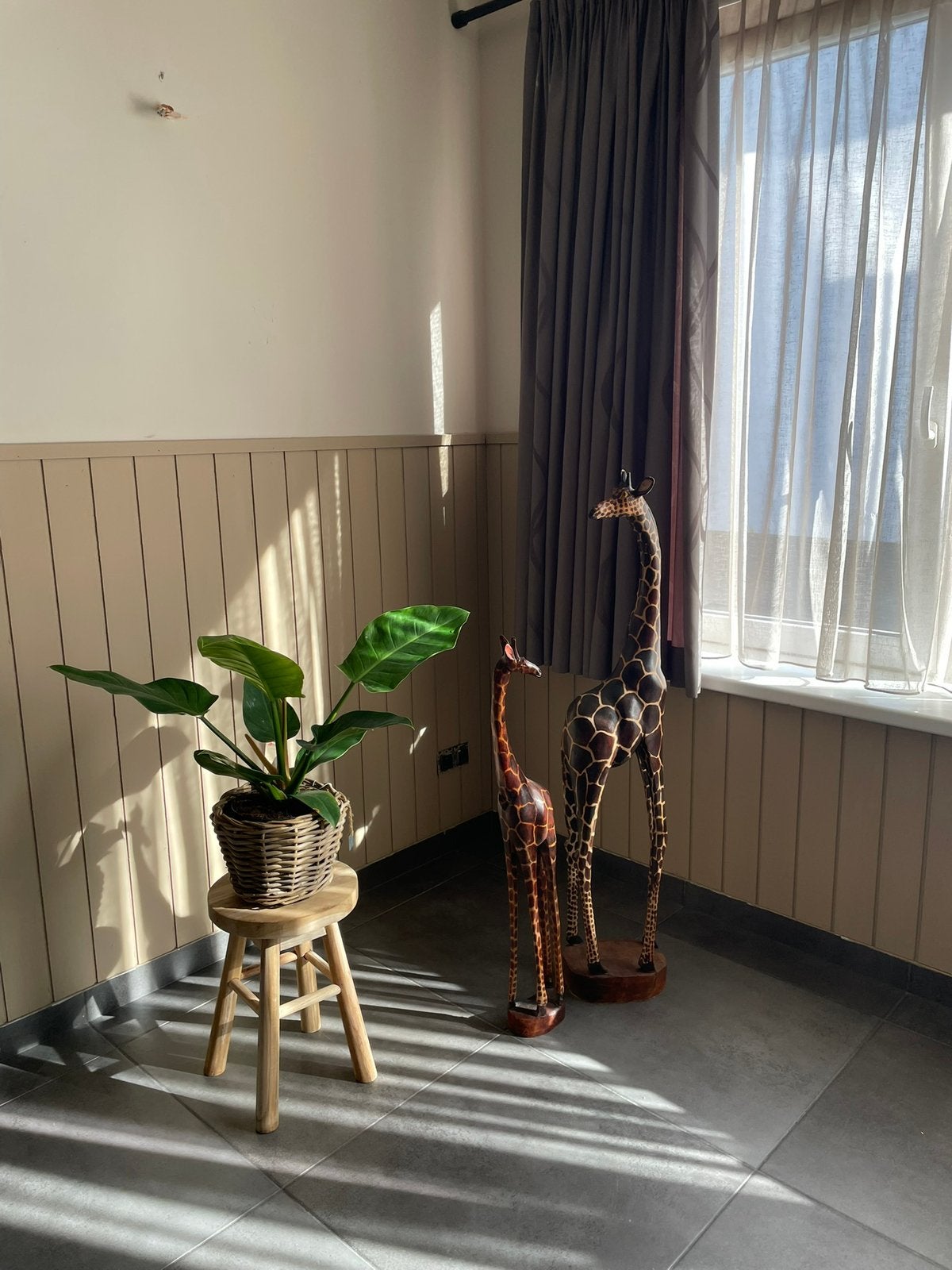 Giraffen paar: klein en groot, Antiek en Kunst, Ophalen, Houtsnijwerk, Zoogdier, Hout
