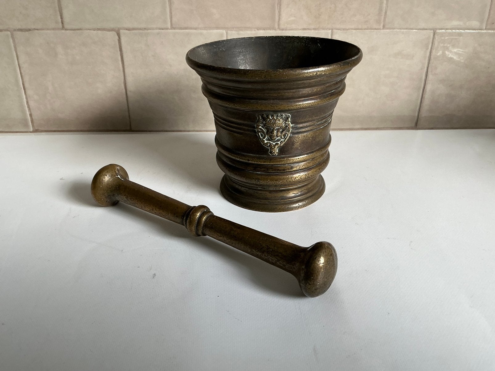 Antieke bronze vijzel, Antiek en Kunst, Ophalen of Verzenden, Brons