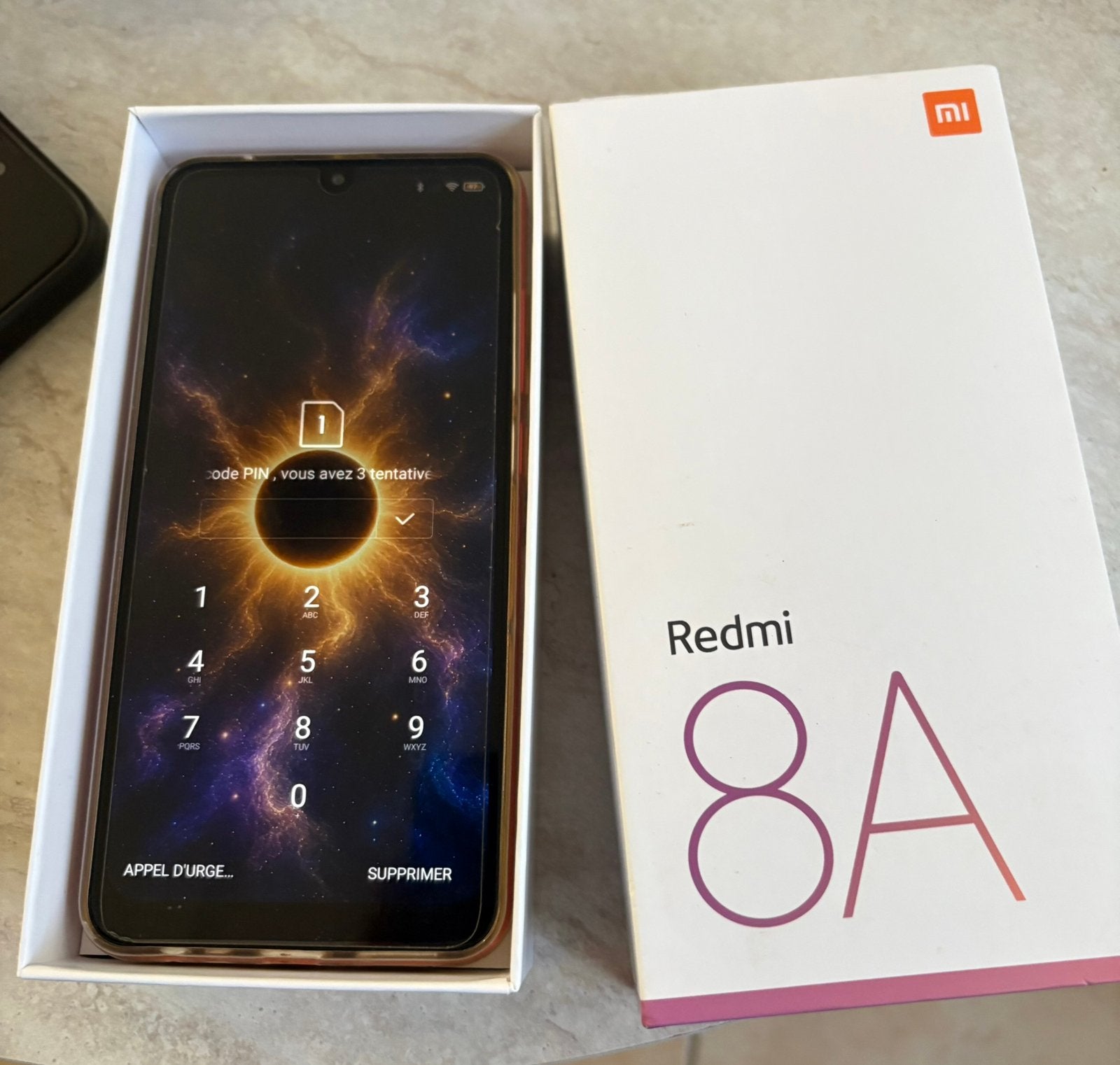 redmi A 8, Enlèvement, Comme neuf