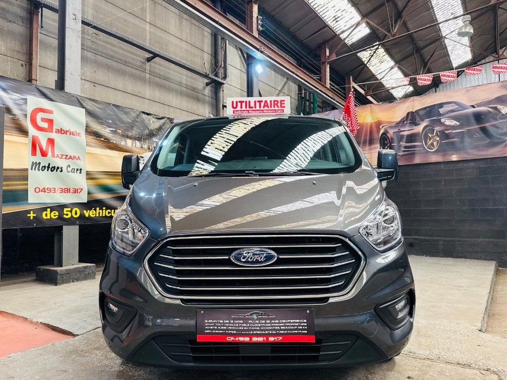 Ford Transit Custom L2H1 2.0TDCI automatische 5 zitplaatsen, Auto's, Euro 6, 6 deurs, Zilver of Grijs, Multifunctioneel stuurwiel