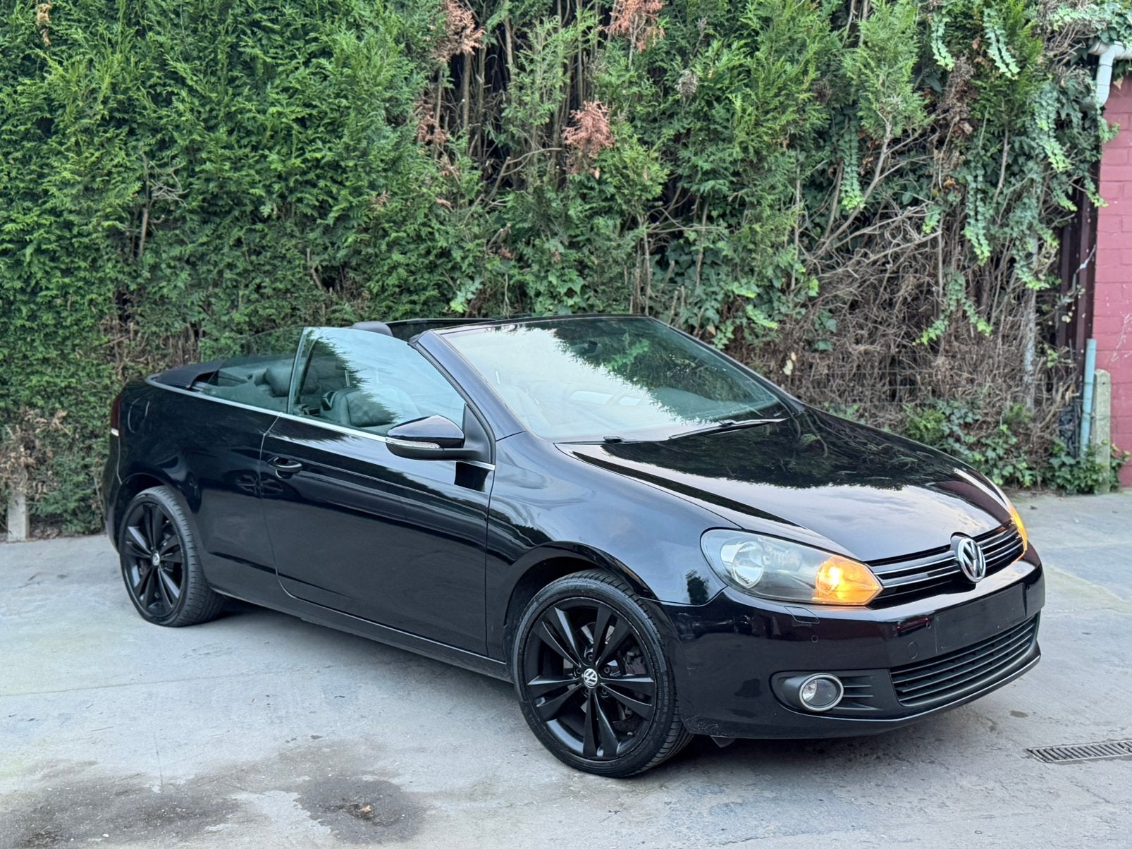 Volkswagen golf6 2.0 automaat cabrio 4000€ zo meetenemen, Auto's, Automaat, 4 cilinders, Cabriolet, Bedrijf