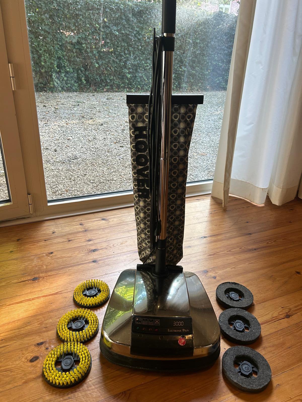 Cireuse de parquet - Hoover, Bricolage & Construction, Enlèvement, Utilisé, Machine de nettoyage à brosse