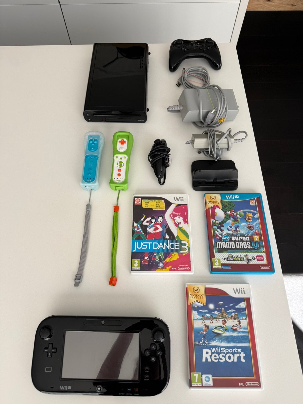 Nintendo wii u premium, Games en Spelcomputers, Ophalen of Verzenden, Gebruikt