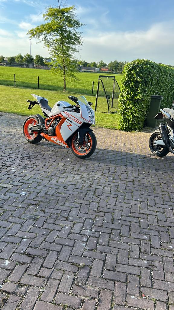 Ktm rc8r, Motoren, Particulier