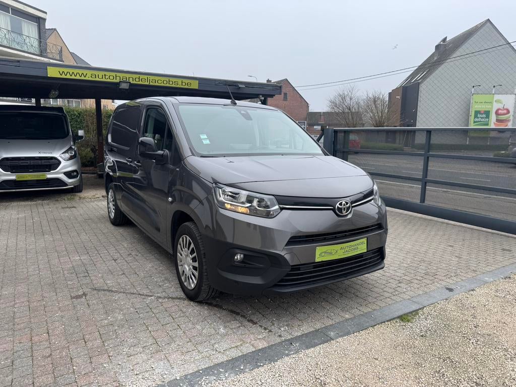 TOYOTA PRO ACE CITY * 1.5D * L2 * 3ZIT * CAMERA * GPS*18595+, Auto's, Voorwielaandrijving, Stof, 4 cilinders, Toyota Plus