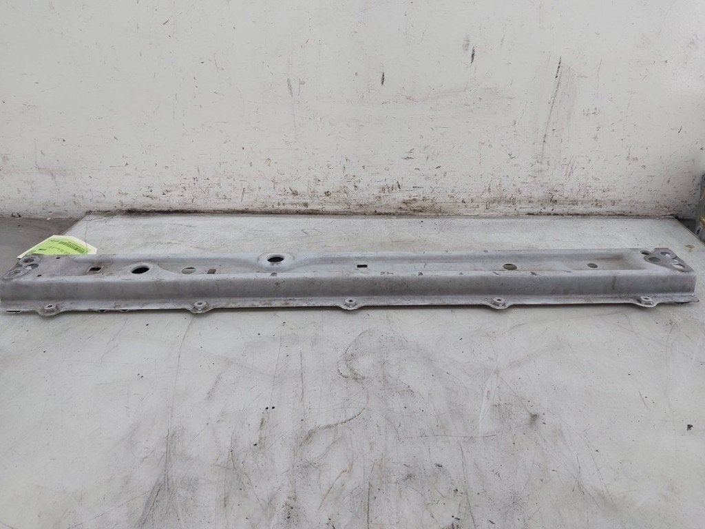 RADIATEUR SUPPORT Toyota Aygo X (01-2021/-) (|571040H030|), Kundenbetreuung@toyota.de, Toyota, Utilisé, Toyota-Allee 2
50858  Köln, DE