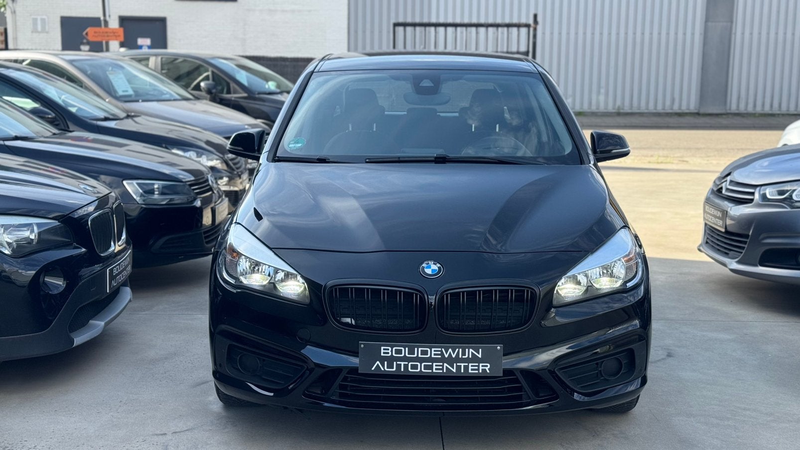 Bmw 2 serie 1.6Benzine 127.xxxkm 2016 Garantie Topstaat, Voorwielaandrijving, Stof, Zwart, Zwart