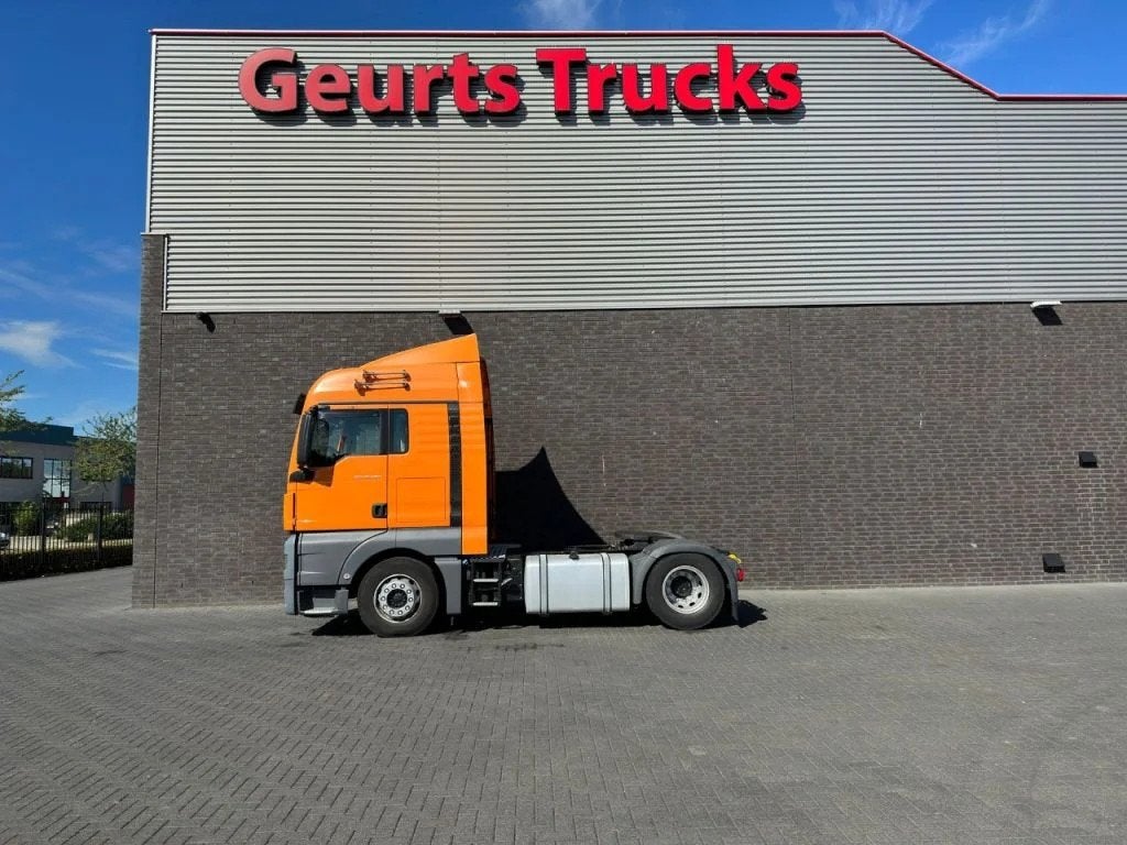 MAN TGX 18.460 4X2 TREKKER/TRACTOR/SZM EURO 6 (bj 2017), Auto's, Vrachtwagens, Automaat, Achterwielaandrijving, Euro 6, Overige kleuren