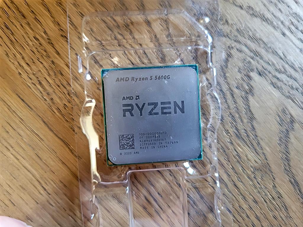 AMD Ryzen 5600g cpu (AM4), Computers en Software, Processors, Gebruikt, 6-core, Ophalen of Verzenden