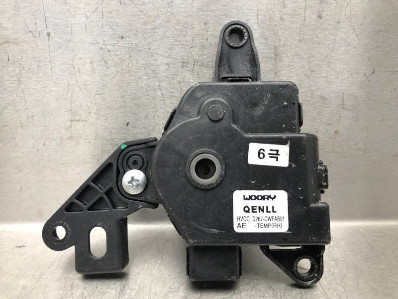 KACHELSTELMOTOR Kia Niro I (DE) (|D267CWFAB01|), Gebruikt, Kia