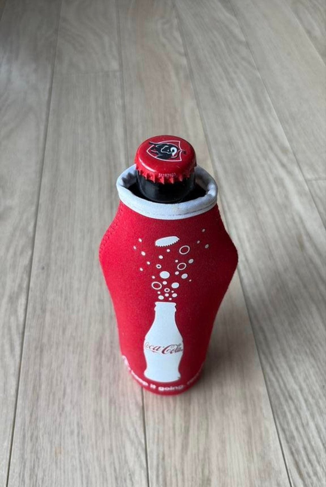 Coca-Cola fleskoeler / isolatiehoes 25 cl, Sport en Fitness, Drinkbussen, Ophalen of Verzenden, Zo goed als nieuw