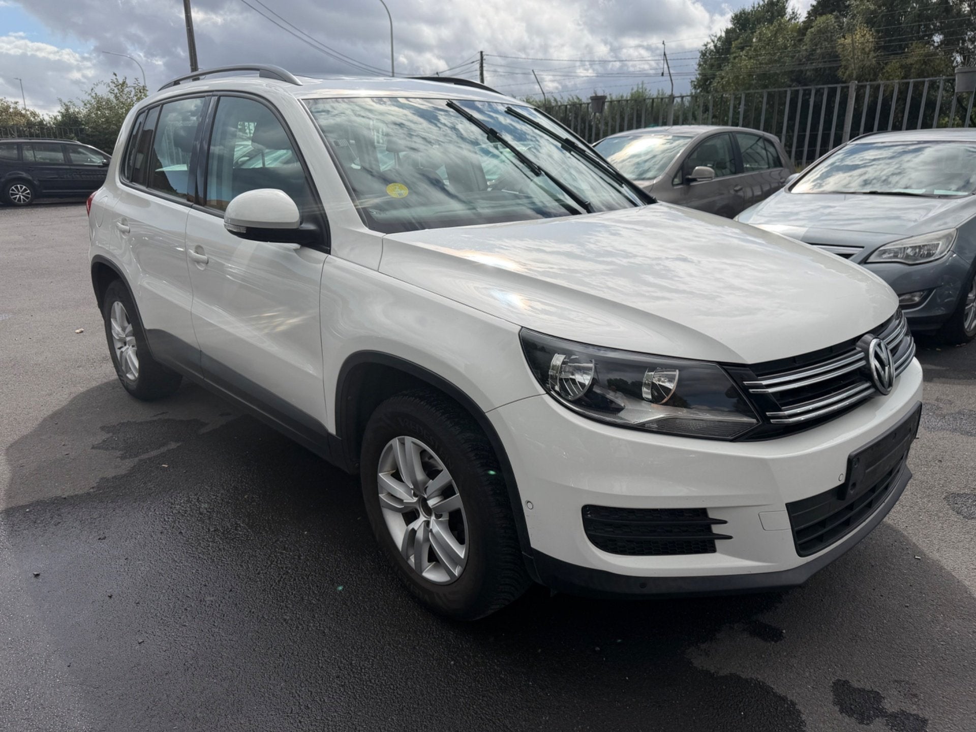 Volkswagen Tiguan, Auto's, Voorwielaandrijving, Euro 5, Stof, 4 cilinders