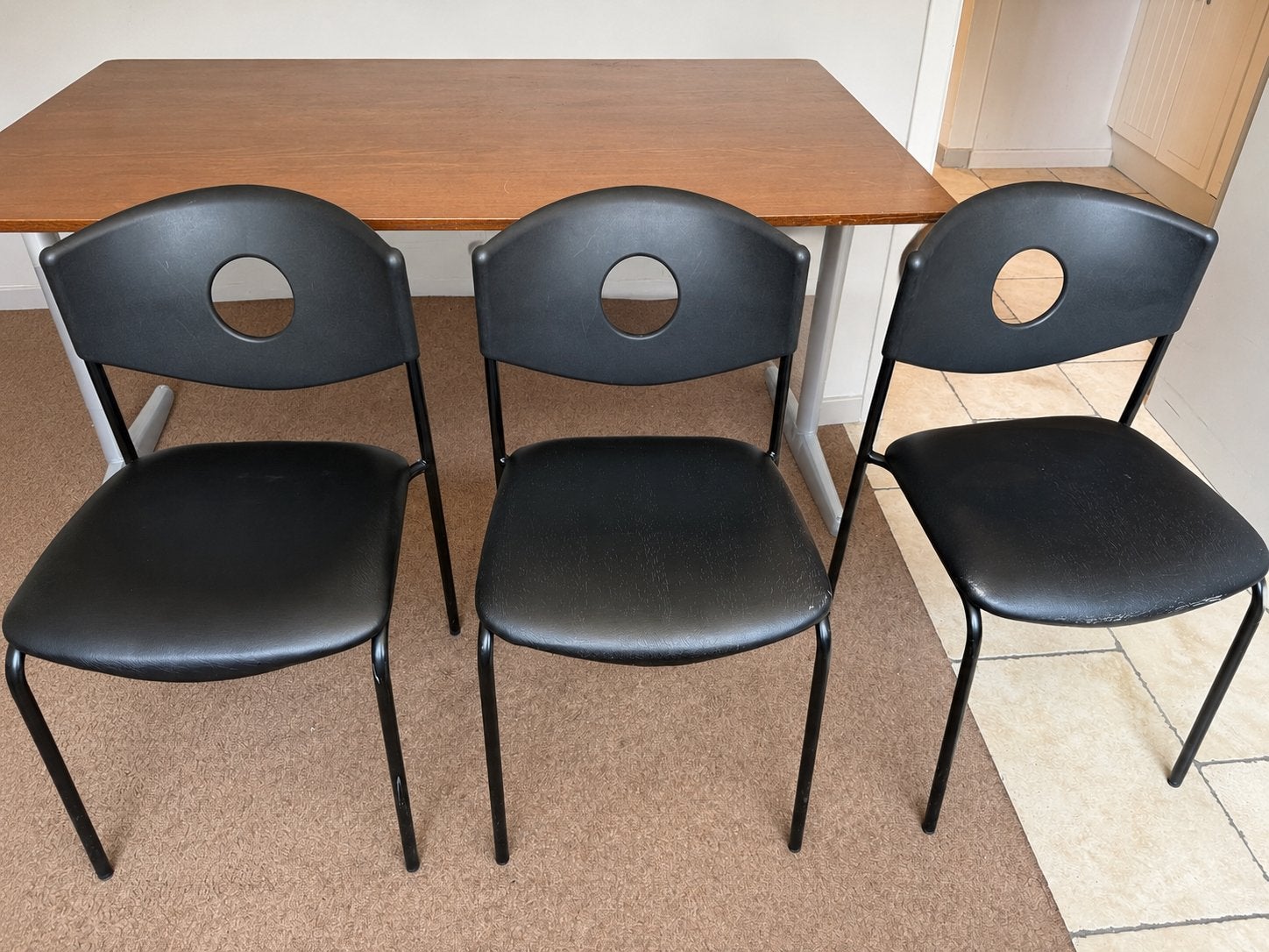 4 IKEA STEFAN stoelen – zwart – zeer nette staat, Huis en Inrichting, Ophalen, Zwart, Vier