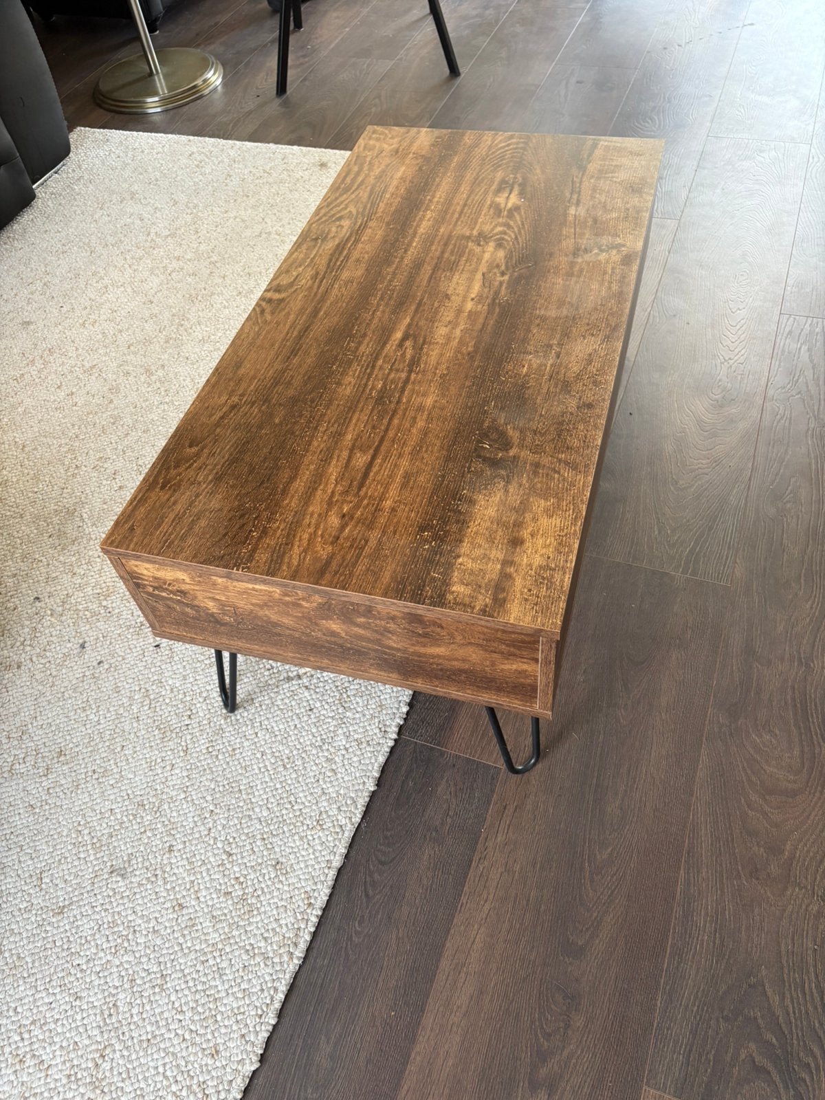 Stijlvolle houten lift-top salontafel, Ophalen, Zo goed als nieuw