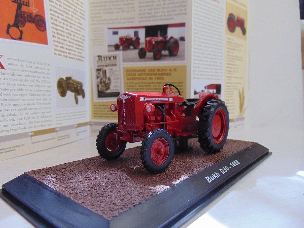 Modèle Tractor Bukh D30 - 1958 -1/32, Enlèvement ou Envoi, Comme neuf, Tracteur et Agriculture, Autres marques