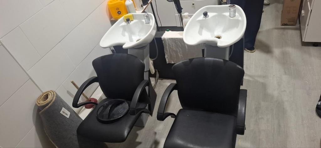 Fauteuil de coiffeur coiffeuse, Maison & Meubles, Tables | Coiffeuses